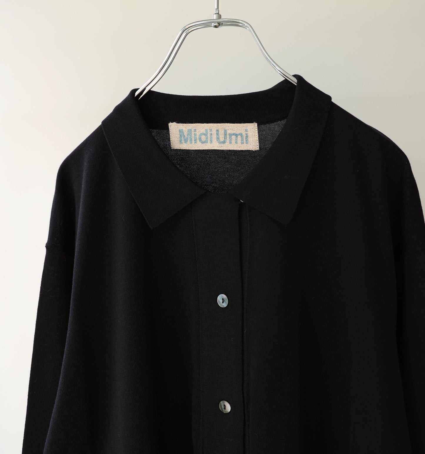 knit shirt cardigan