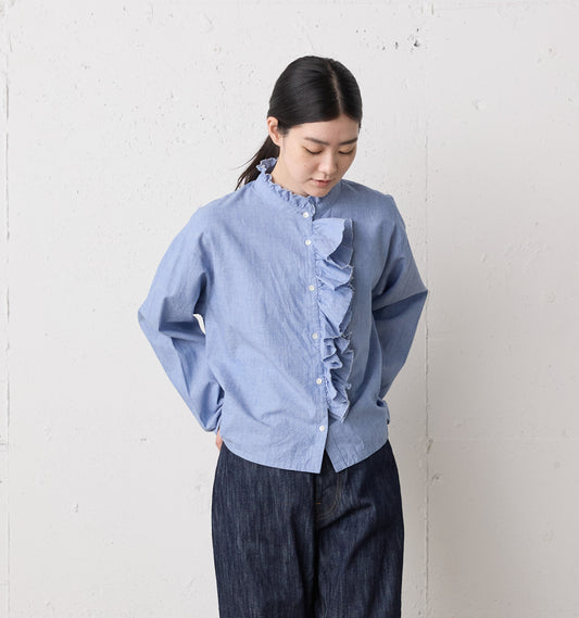 dungarees ruffle shirt