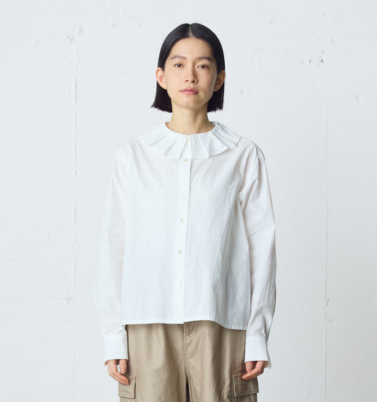 tuck collar shirt