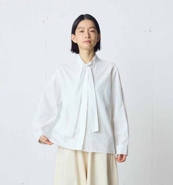 tie-neck shirt