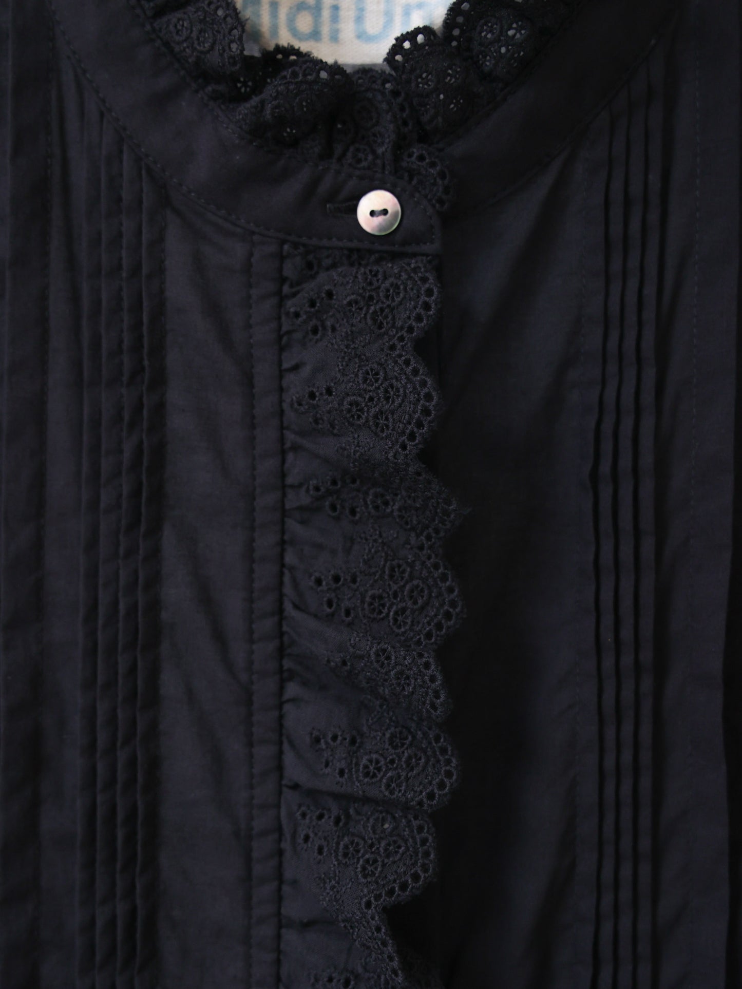 pin tuck lace shirt S/S