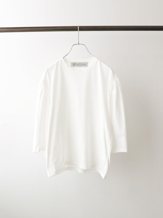 volume sleeve pullover