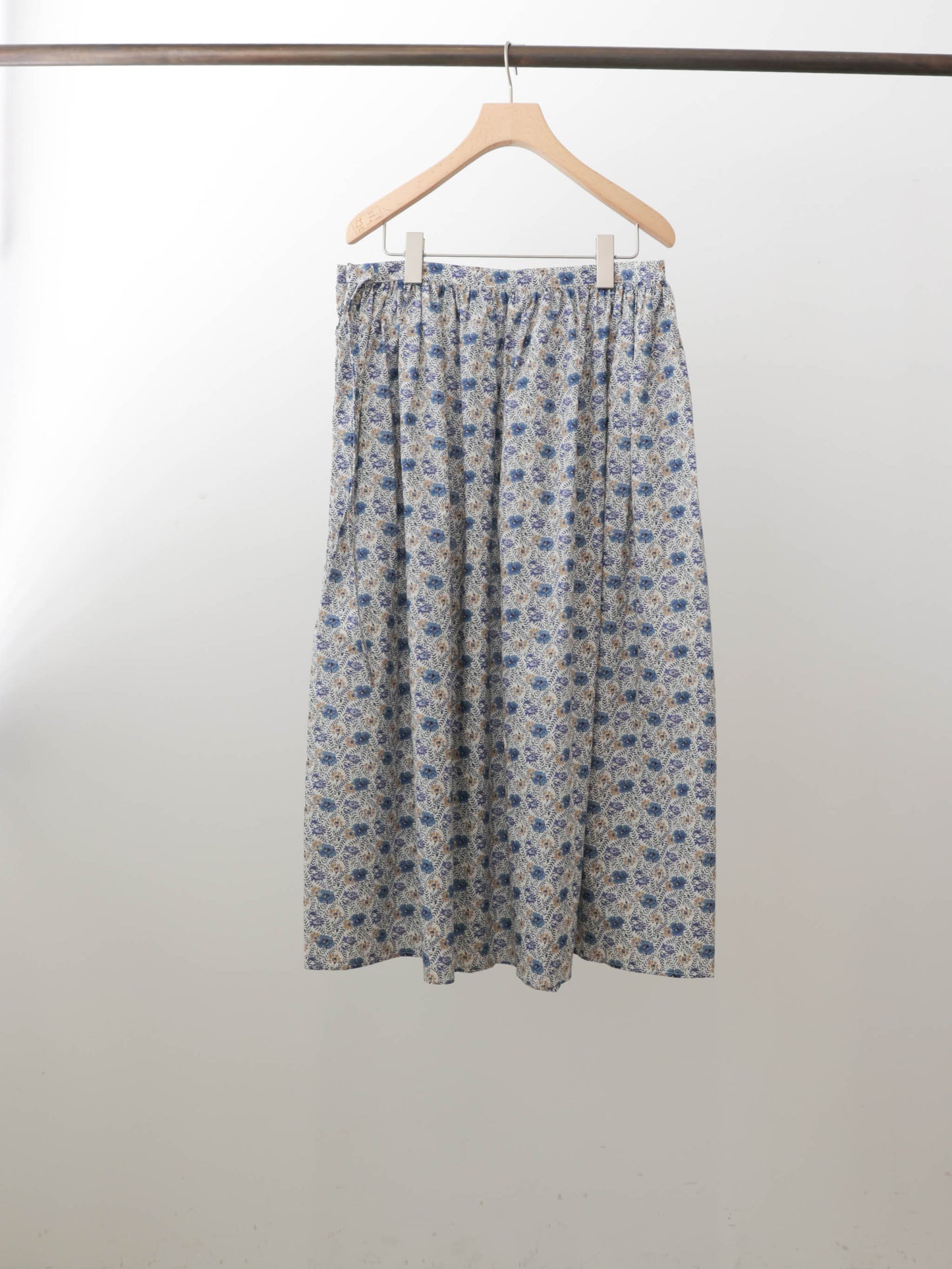LIBERTY print farmer's skirt