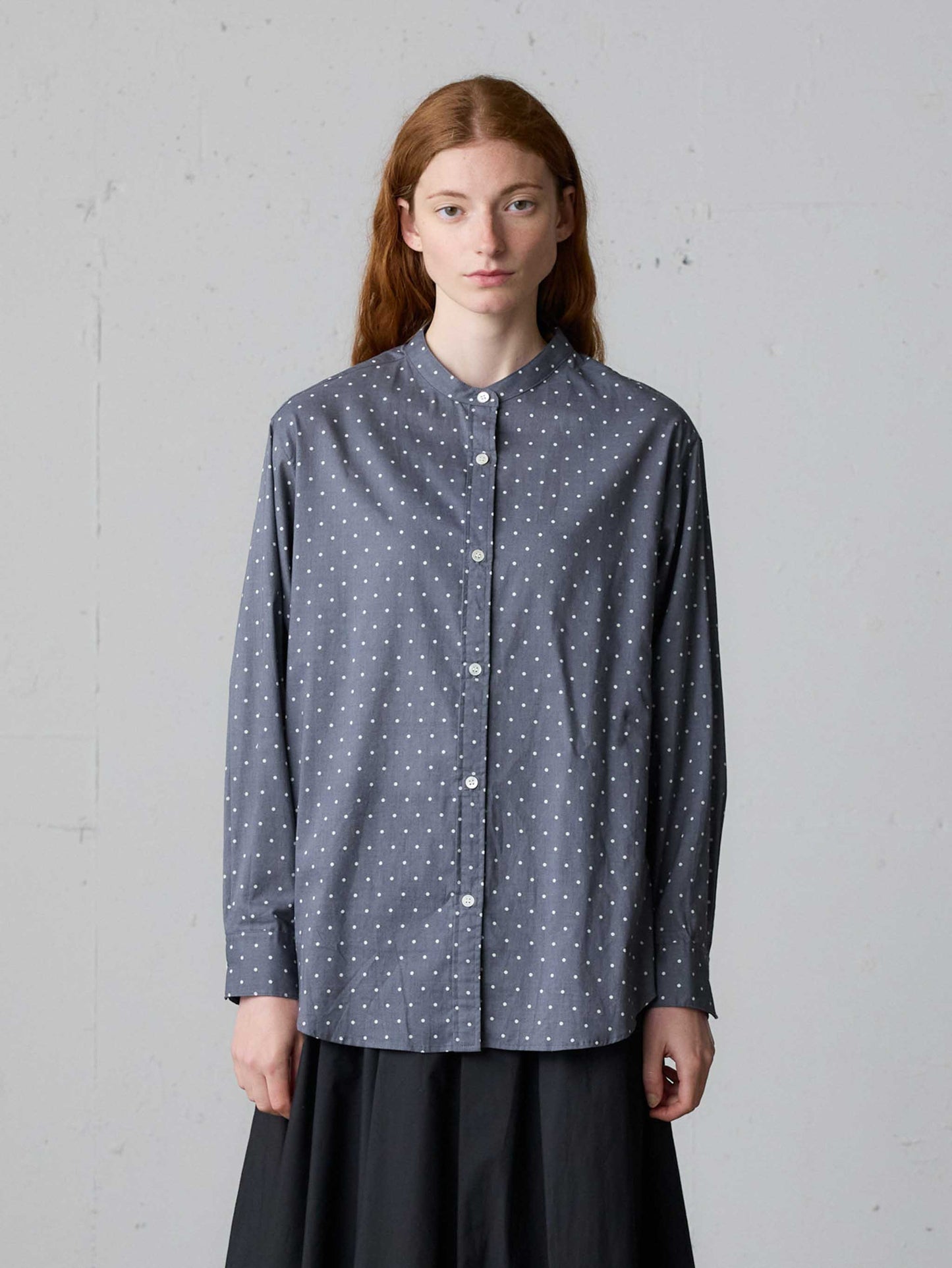 dots band collar shirt