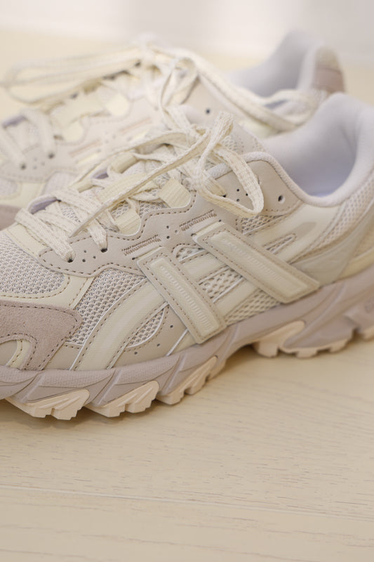 GEL-SONOMA TR62 1203A734 / asics