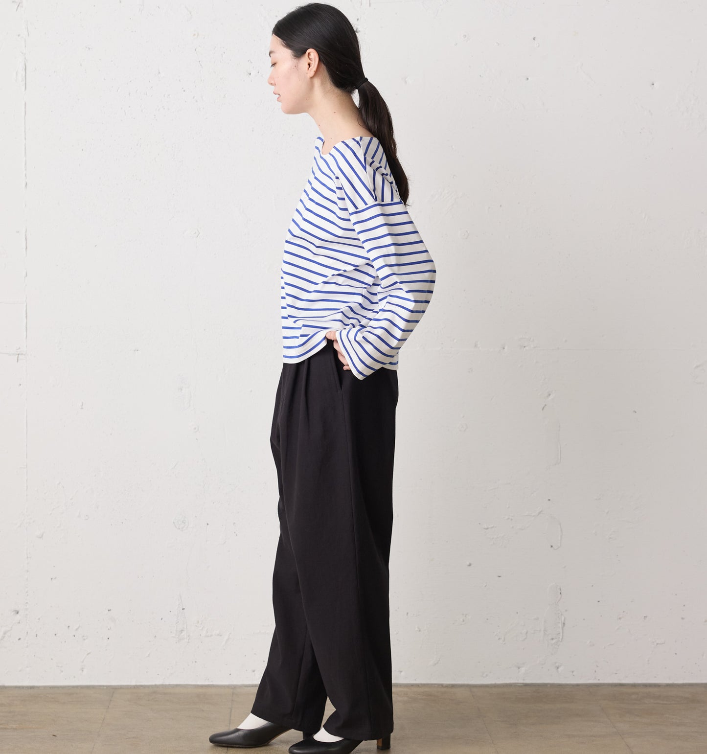 border wide pullover