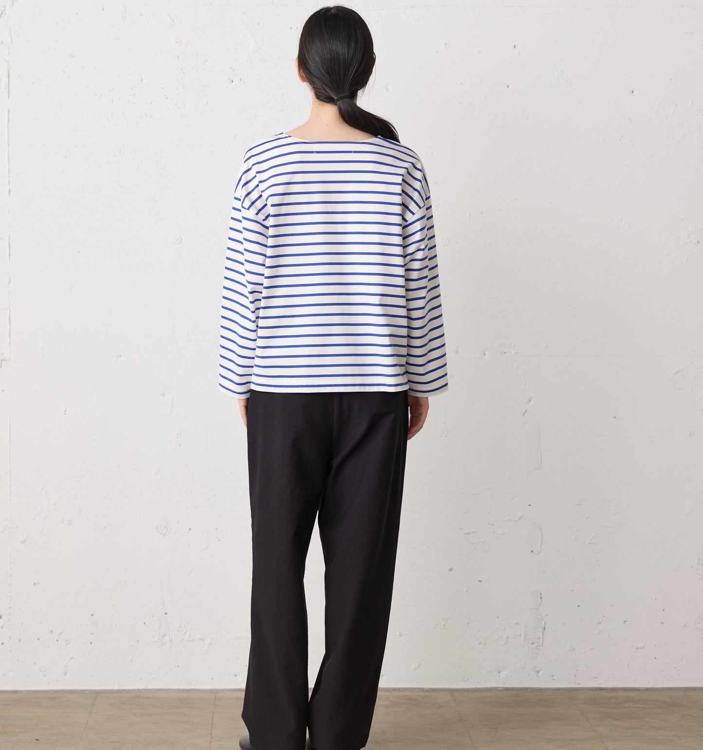 border wide pullover