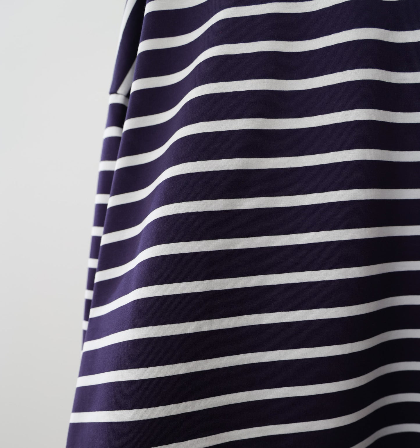 border wide pullover