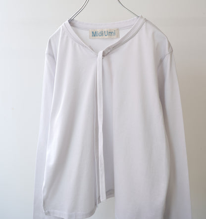 bow-tie pullover