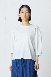 volume sleeve pullover