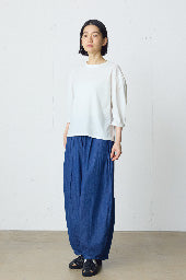 volume sleeve pullover
