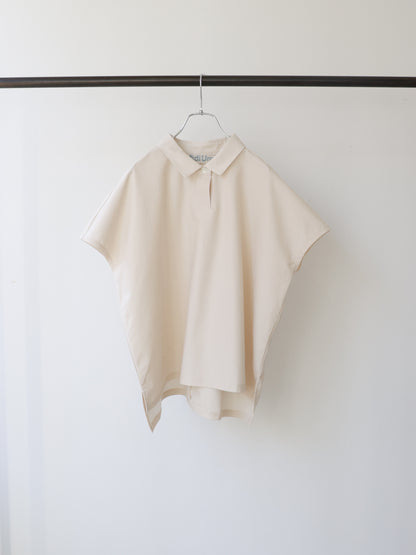 polo no sleeve pullover