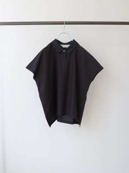 polo no sleeve pullover