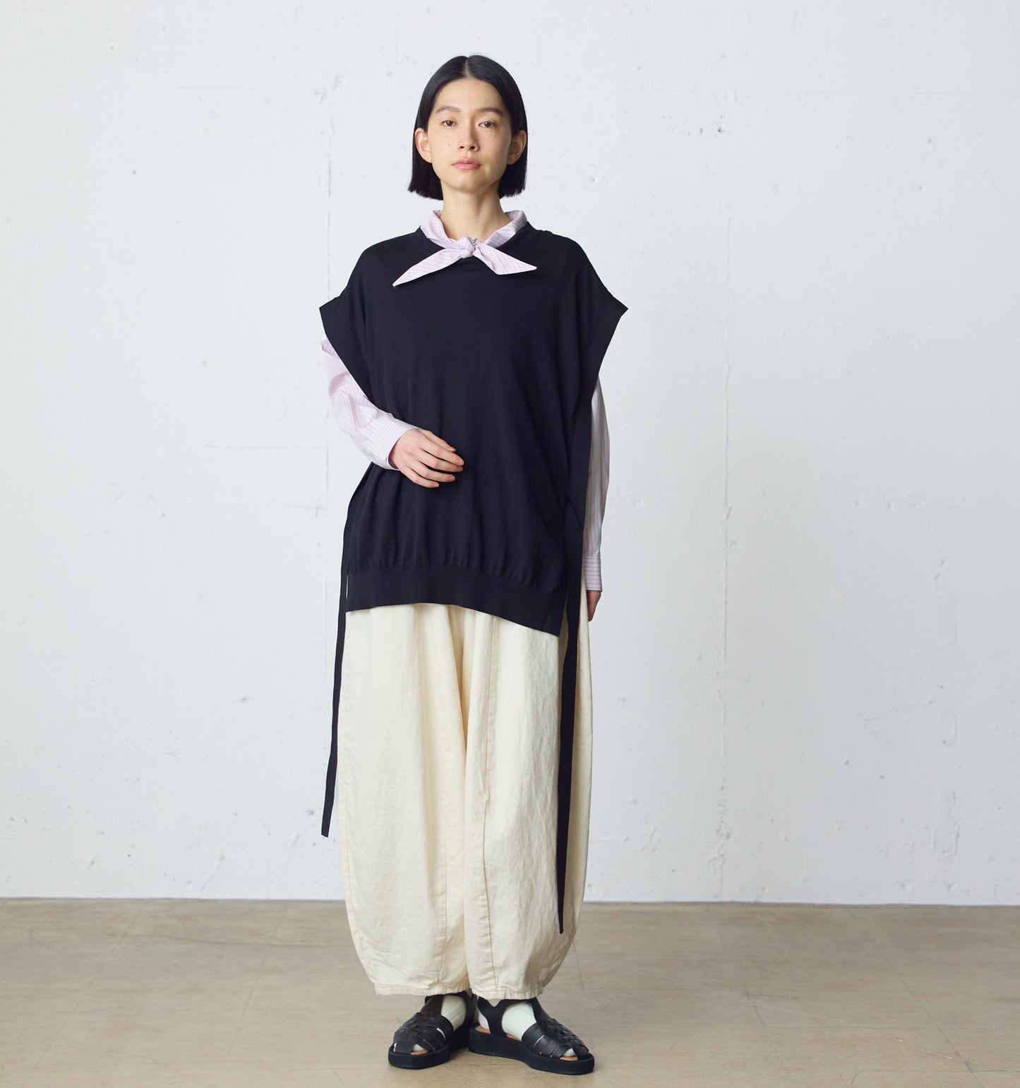 side ribbon vest