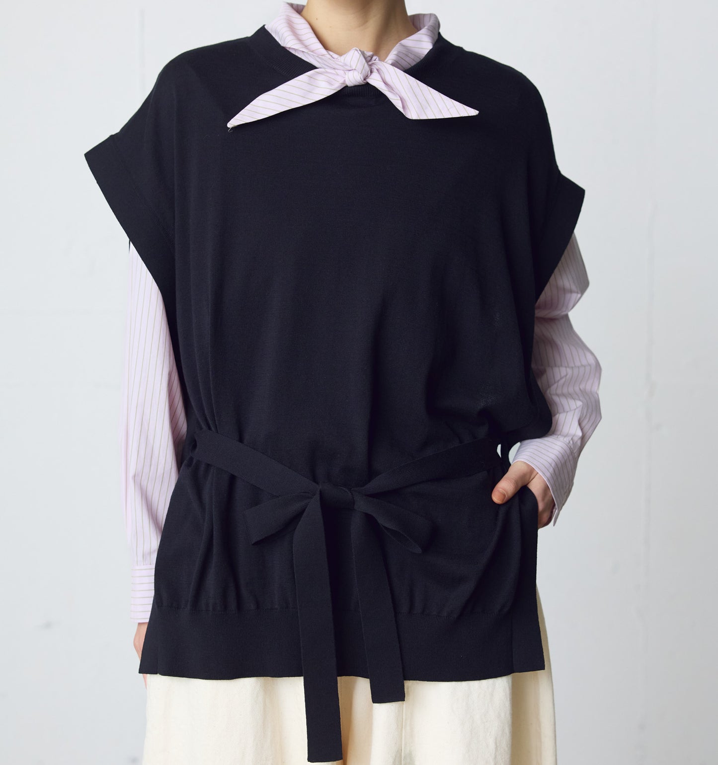 side ribbon vest