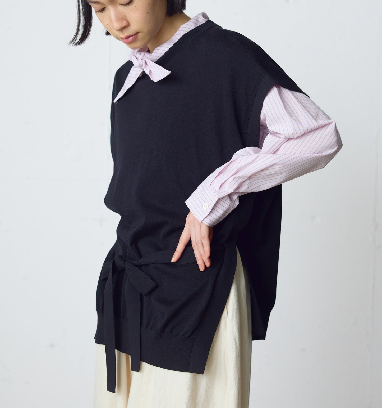 side ribbon vest