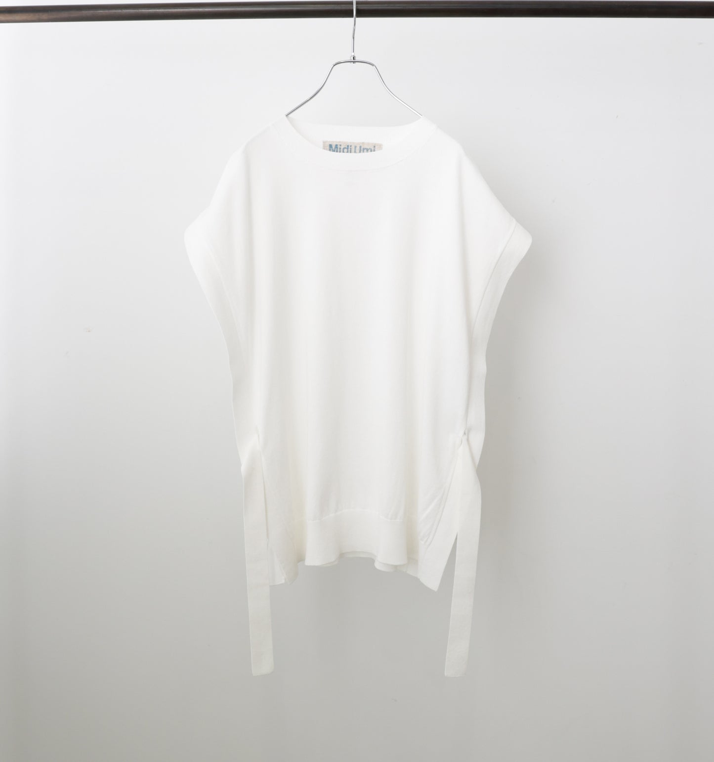 side ribbon vest