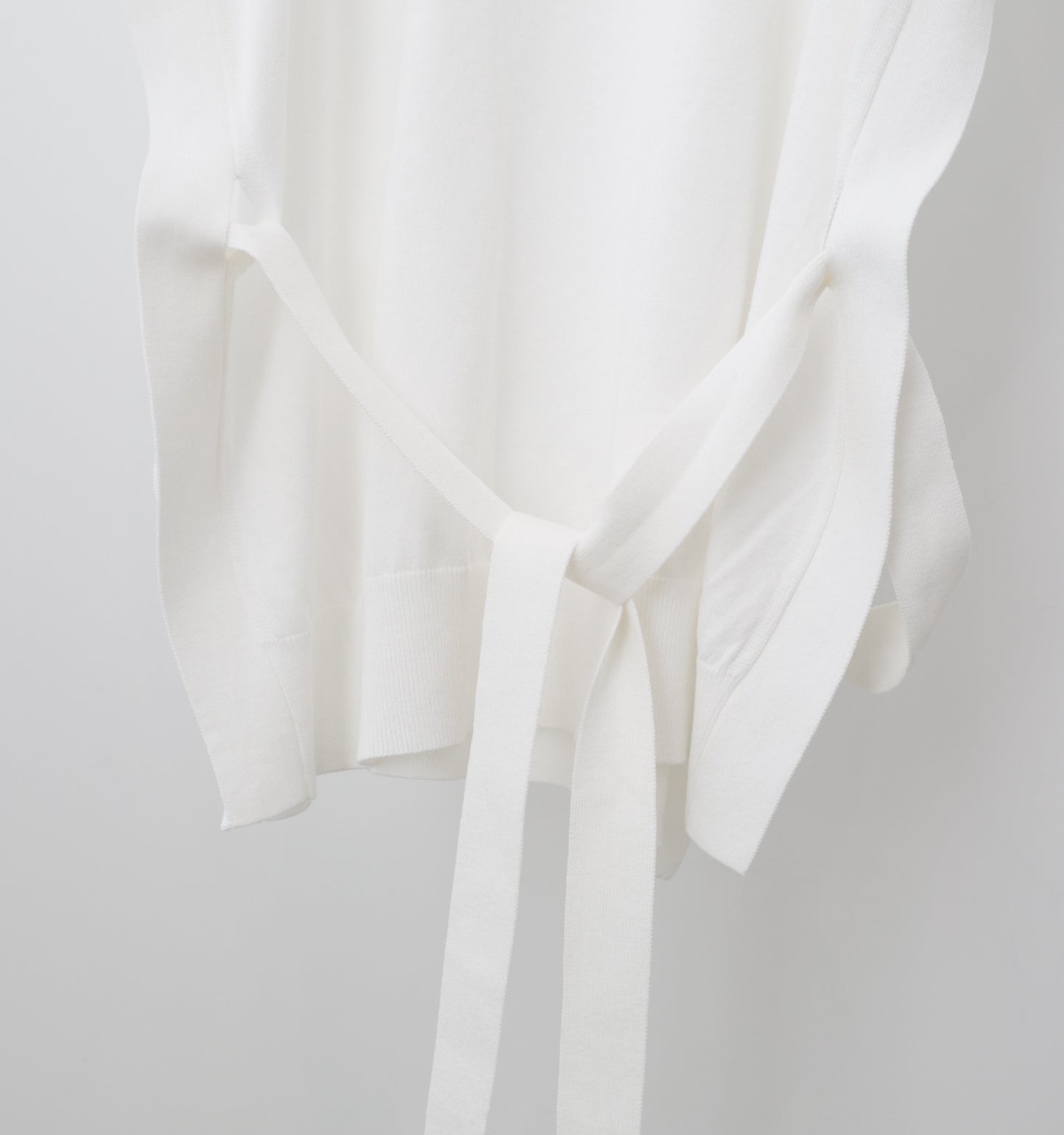 side ribbon vest