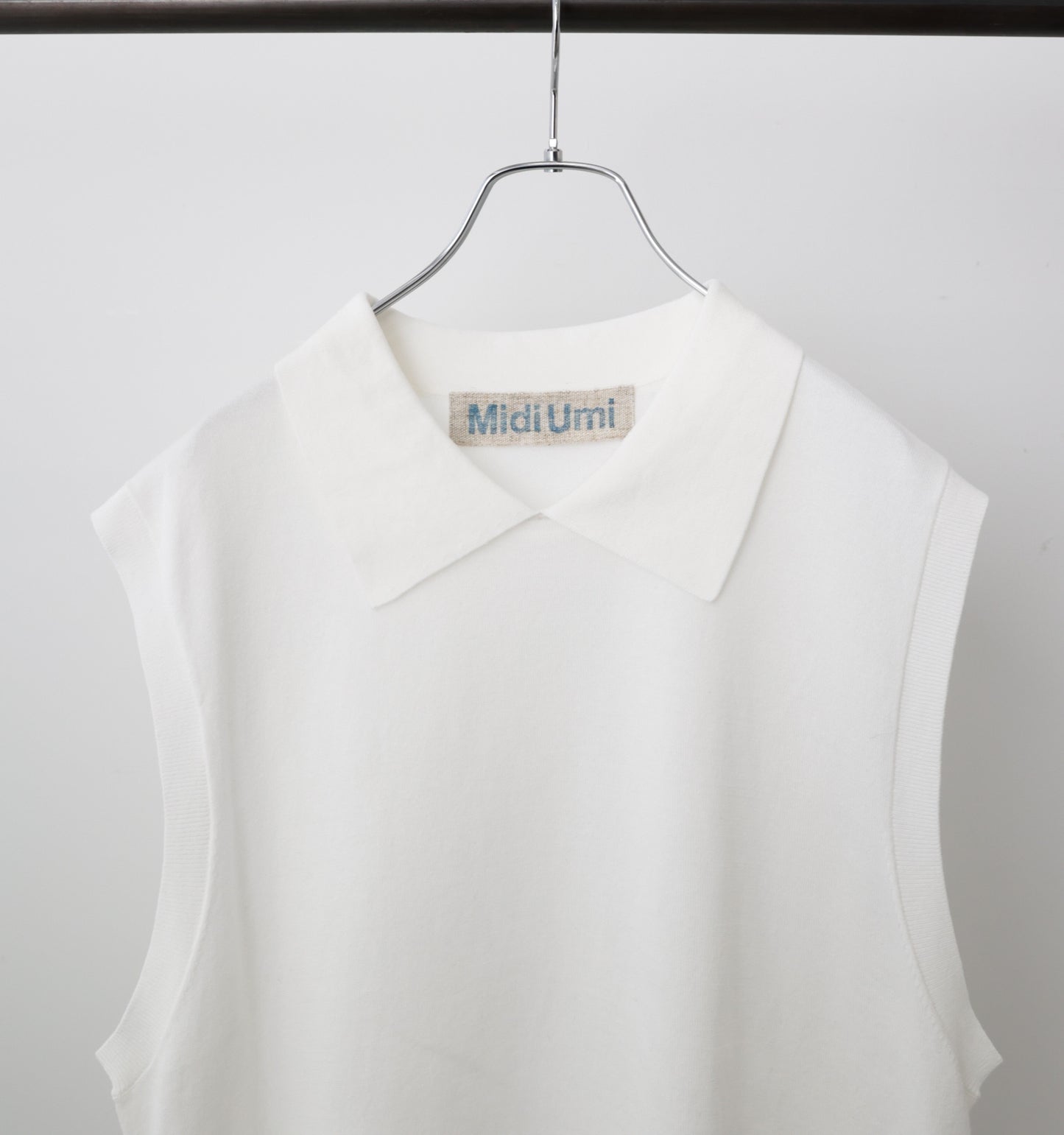 collared knit vest