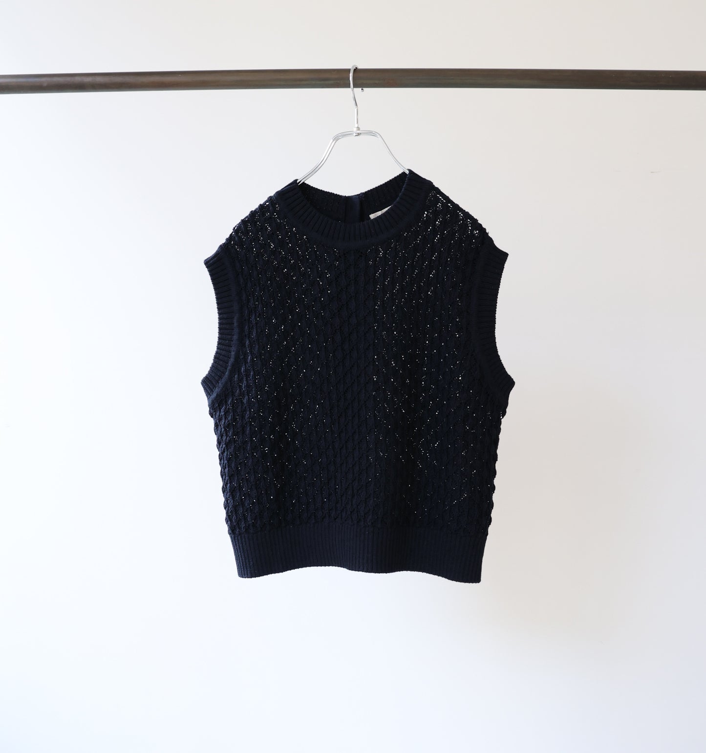 mesh knit vest