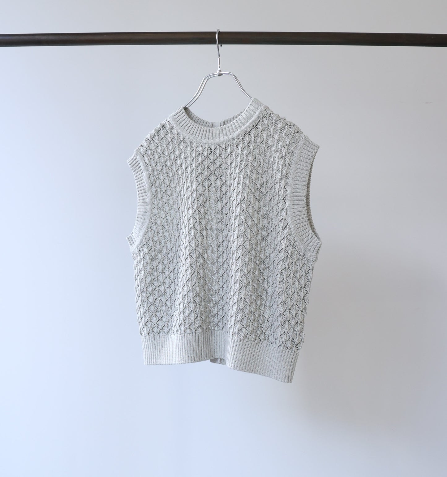 mesh knit vest