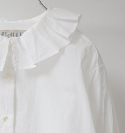 tuck collar shirt