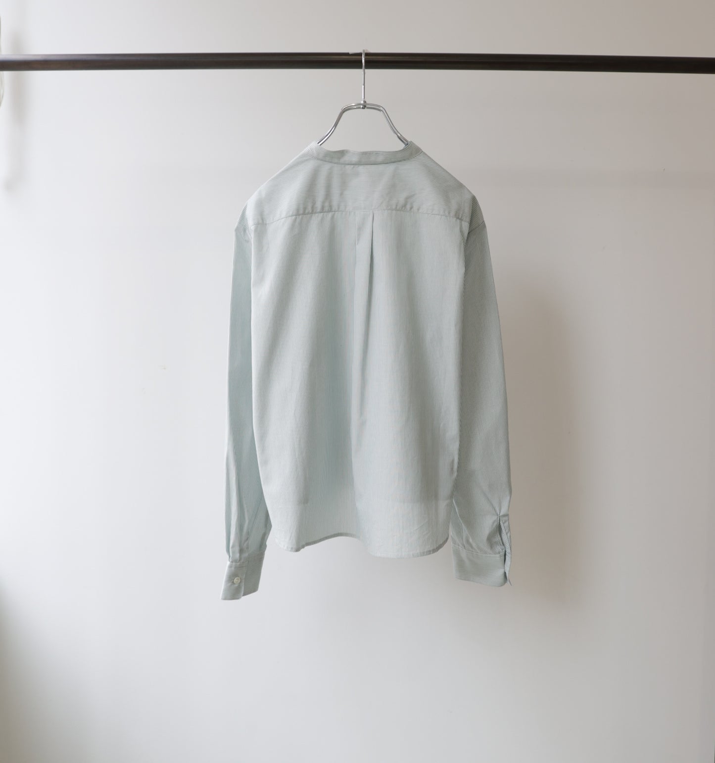 patterned short shirt