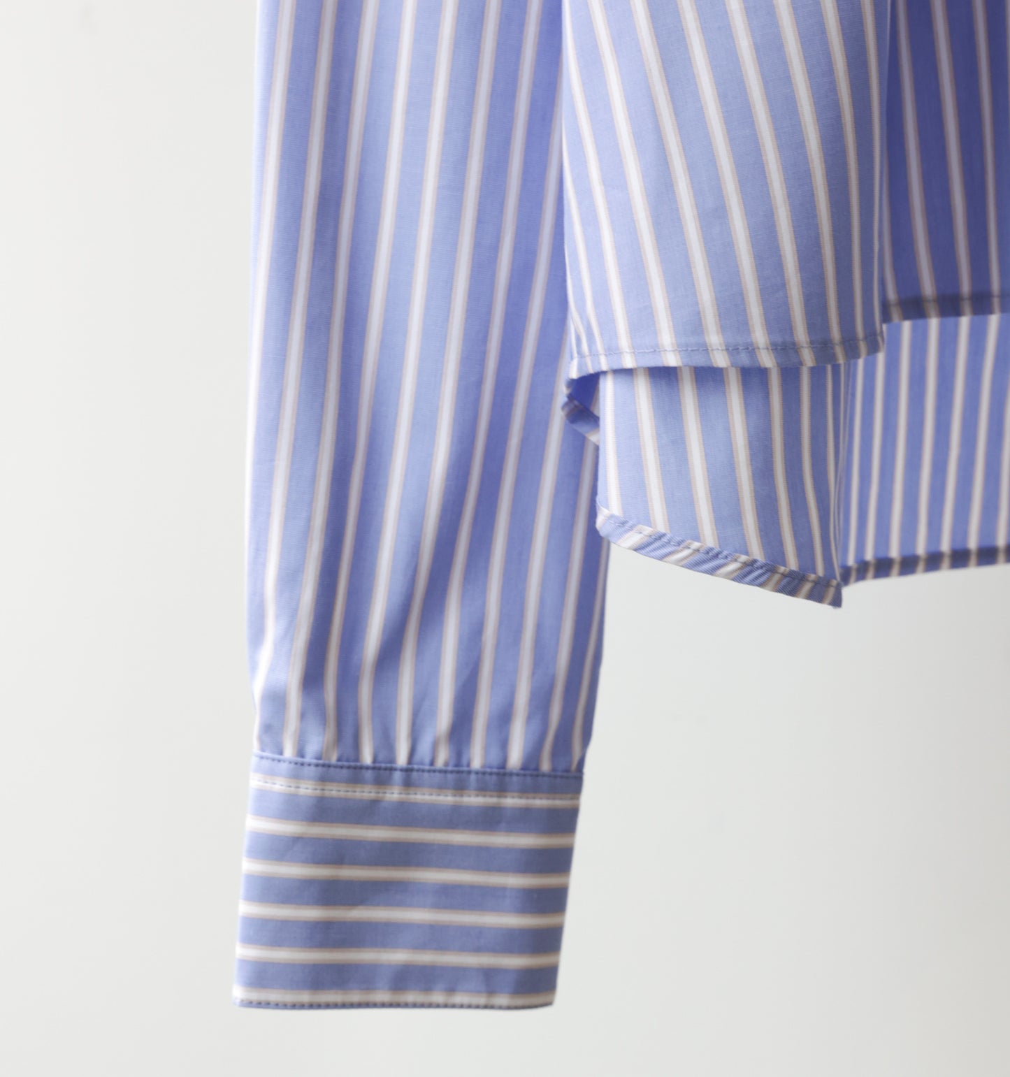 patterned short shirt