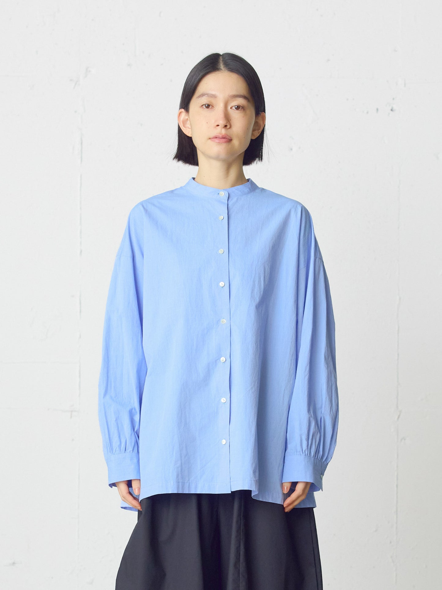 wide back gather shirt
