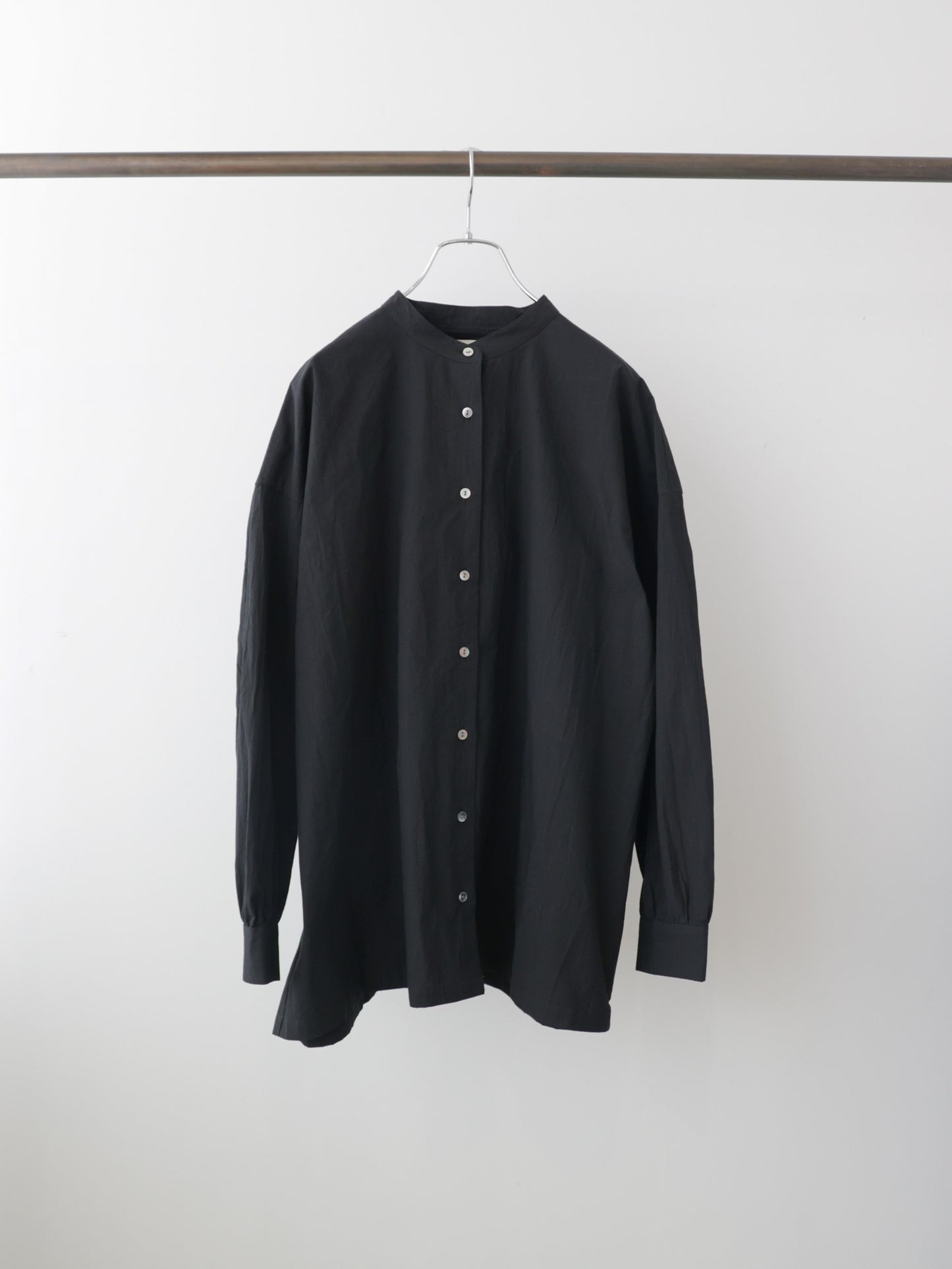 wide back gather shirt