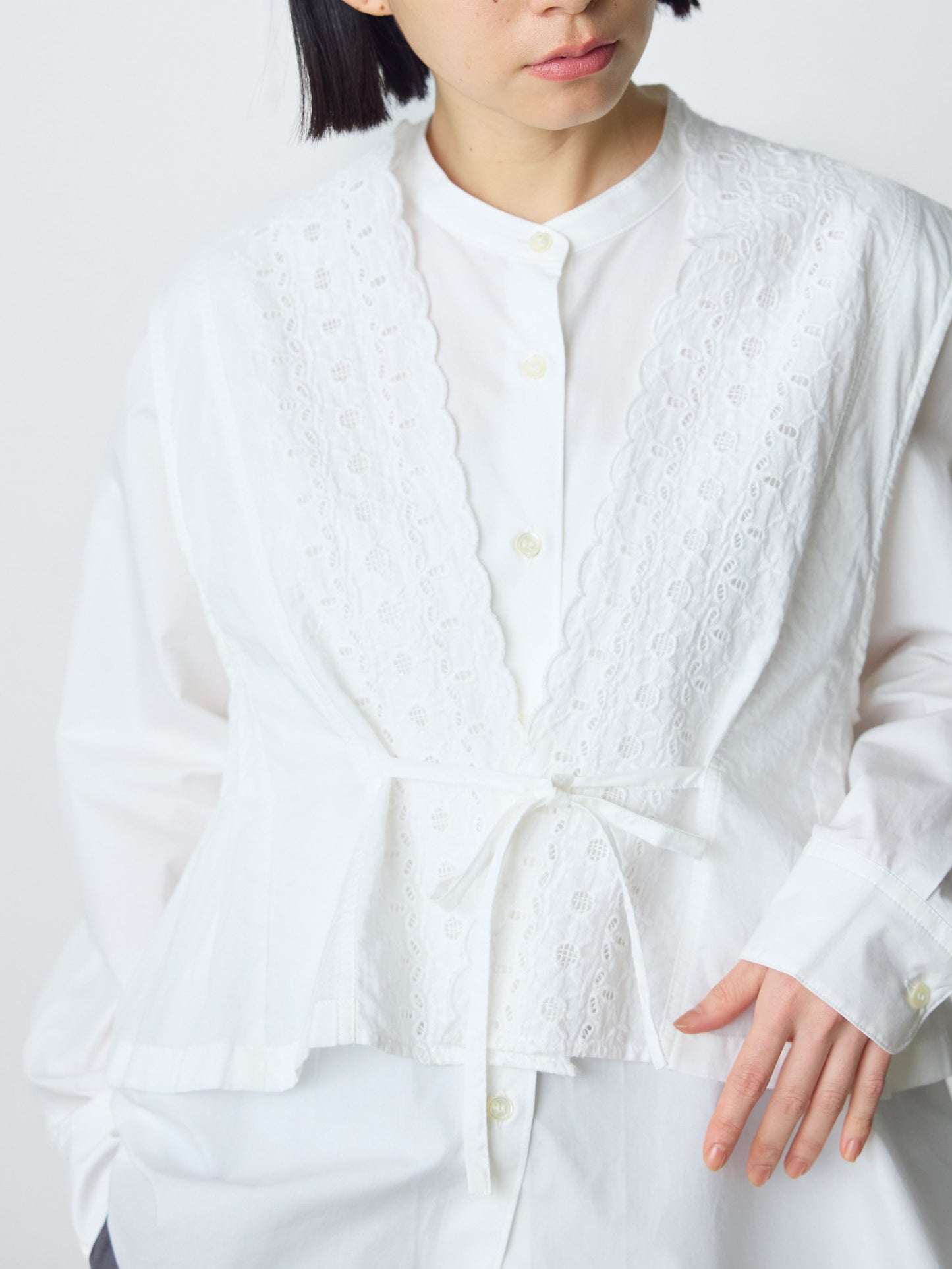 lace side tuck vest