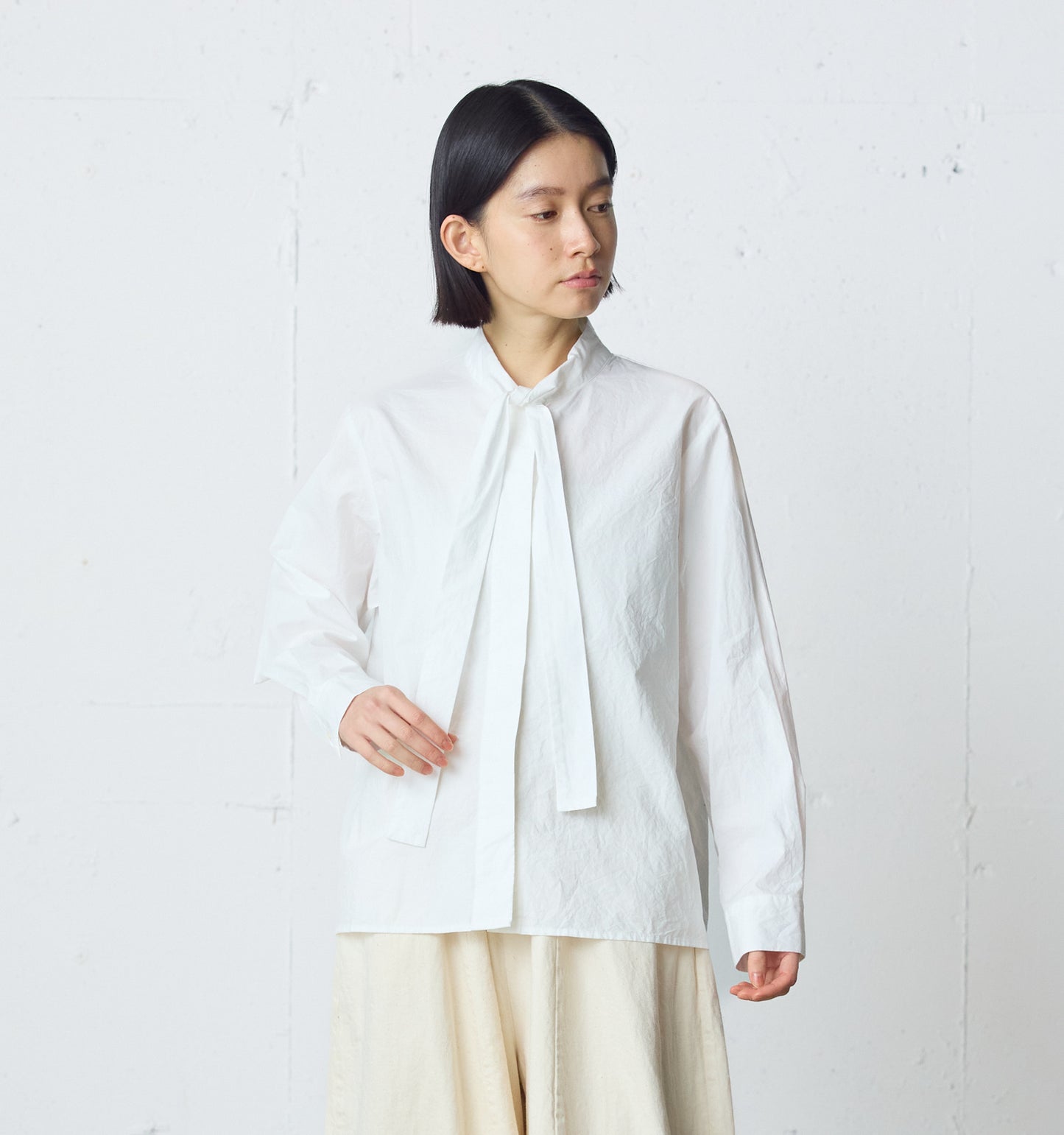 tie-neck shirt