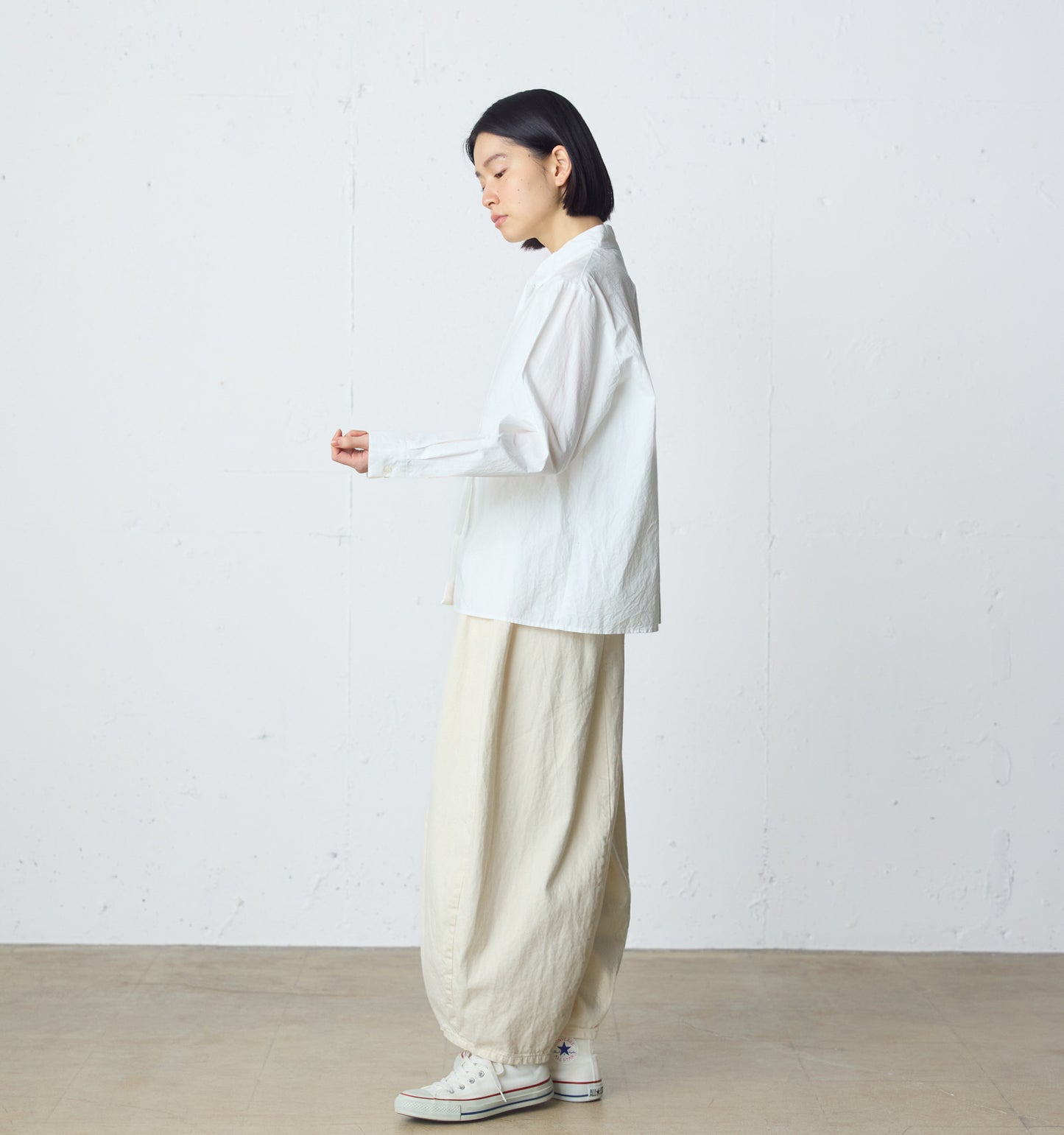 tie-neck shirt