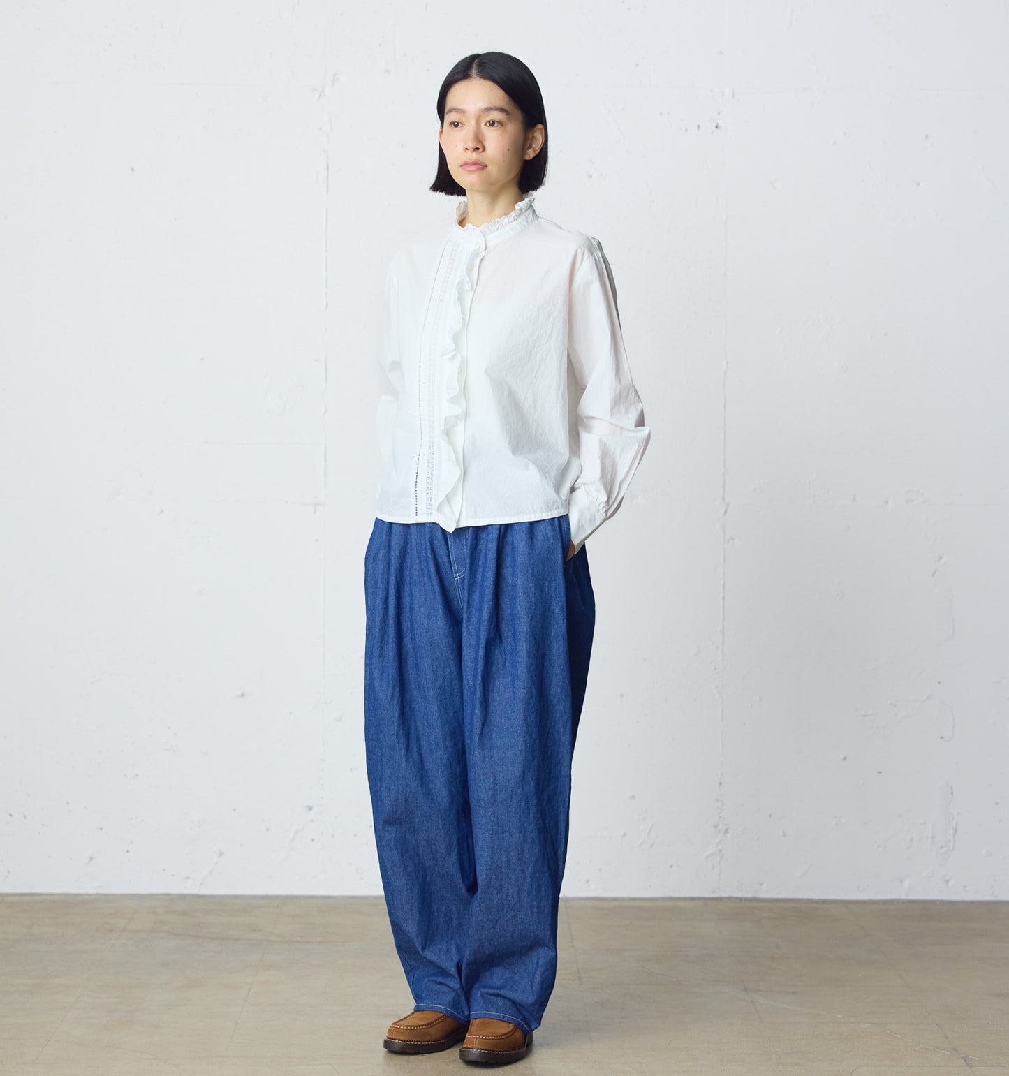 front frill lace shirt