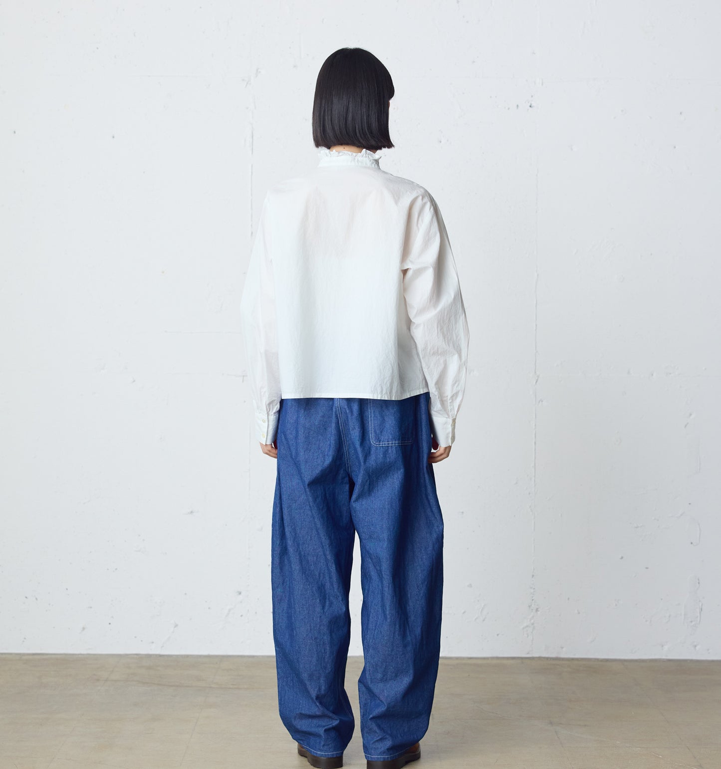 front frill lace shirt