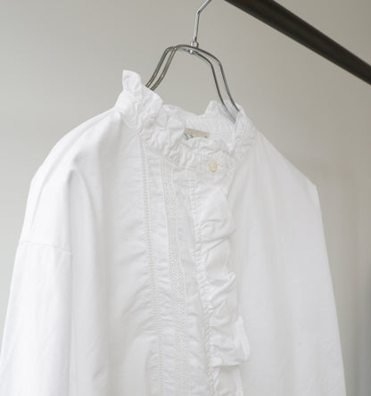 front frill lace shirt