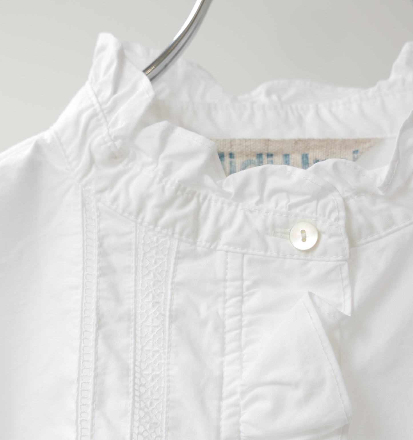 front frill lace shirt