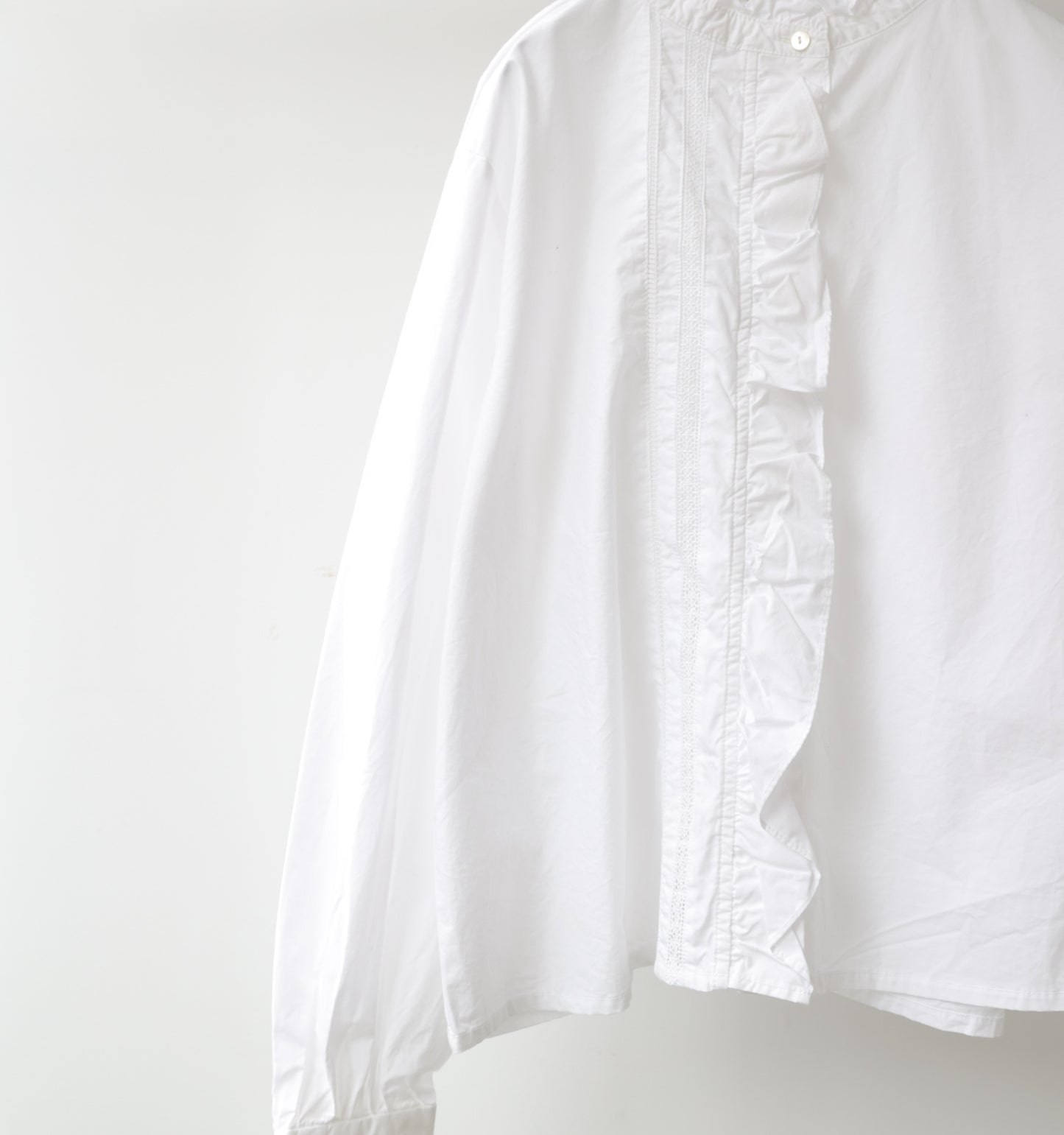front frill lace shirt