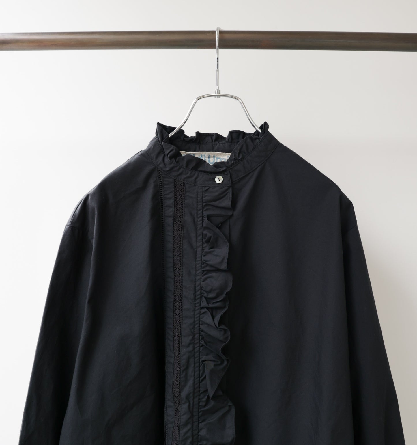 front frill lace shirt
