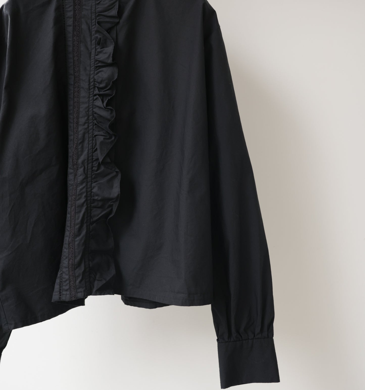 front frill lace shirt