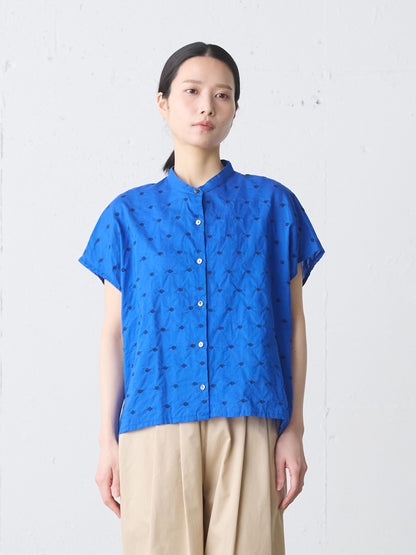 dots shirt nosleeve
