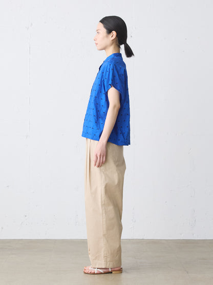 dots shirt nosleeve