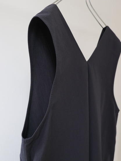 V neck long gilet one-piece