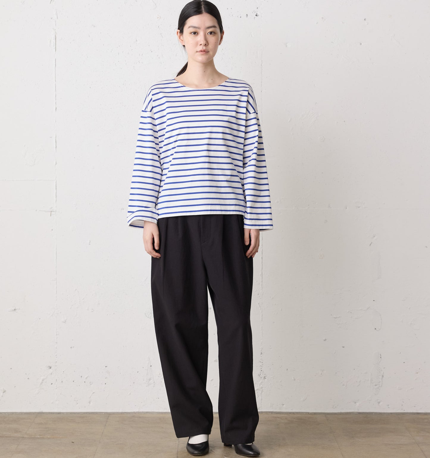 back satin 2tuck pants