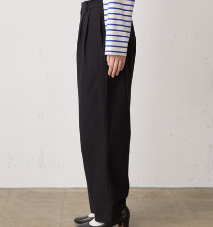 back satin 2tuck pants
