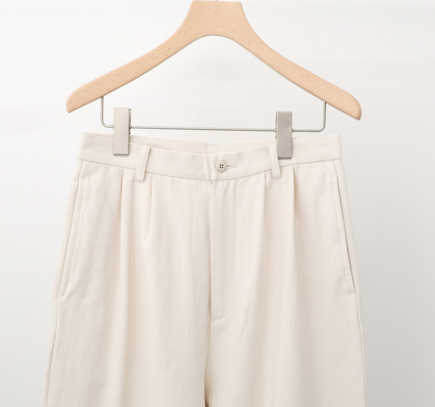 back satin 2tuck pants