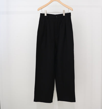 back satin 2tuck pants