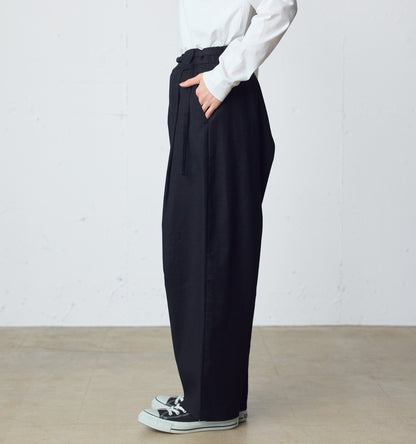 slacks pants with belt