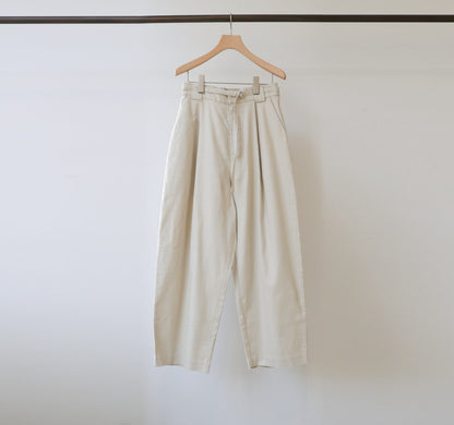 slacks pants with belt