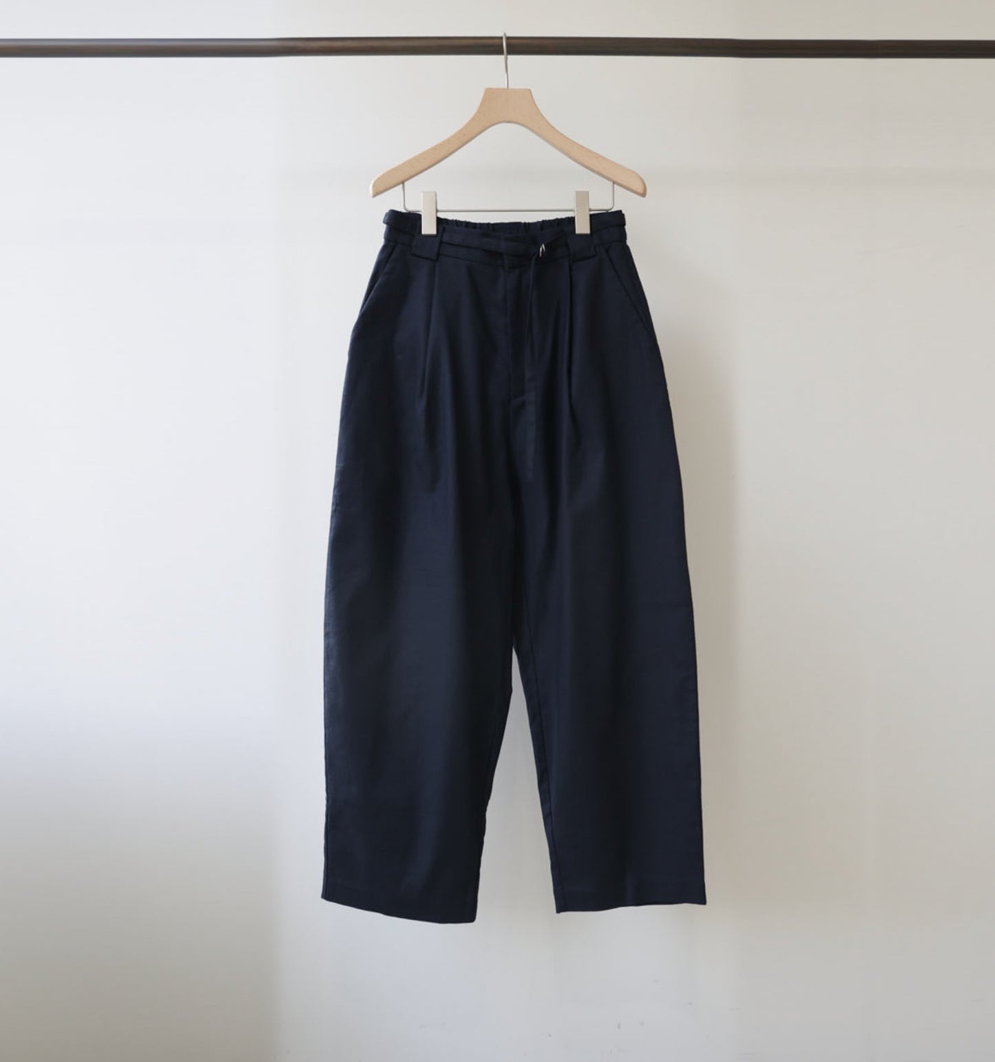 slacks pants with belt